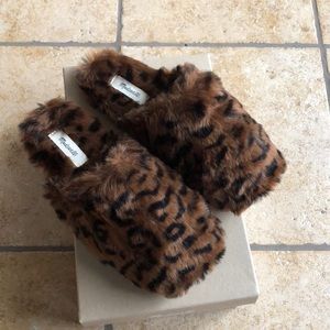 NEW Madewell Faux Fur Leopard House Slippers